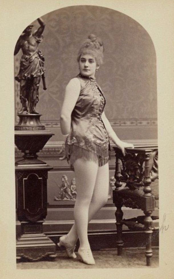 Dolores Montgomery and the Old Forest Inn